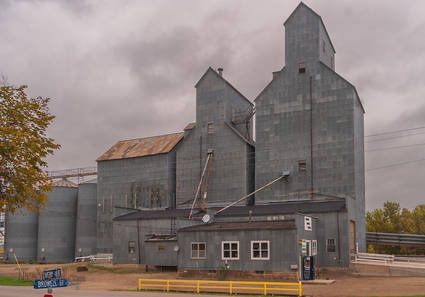 corrigated tin grain elevators of emeraldo north dakota