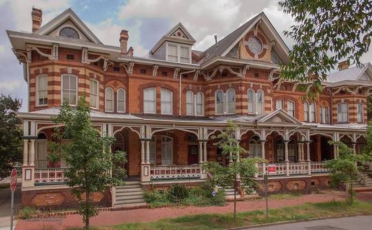 This house uses three colors of brick in its design