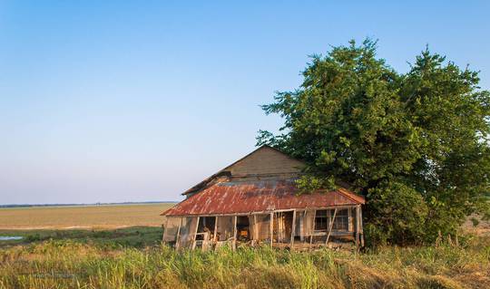 a discarded house in Arkansas.