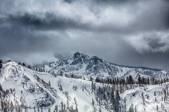 Sierra Buttes North