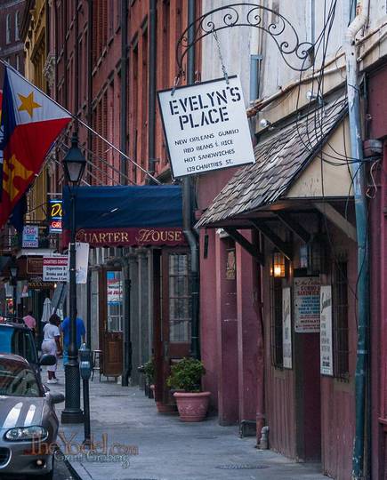 The front view of Evelyns Place in New Orleans