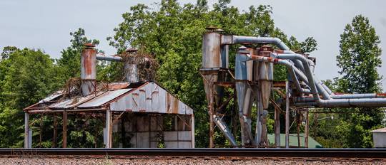 rusty tin hoppers