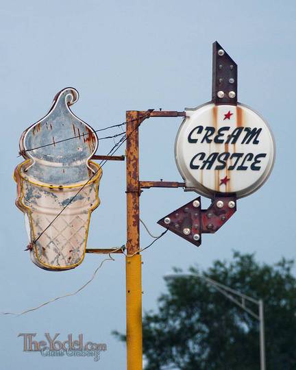 the sign of the Cream Castle in Sikeston, MO