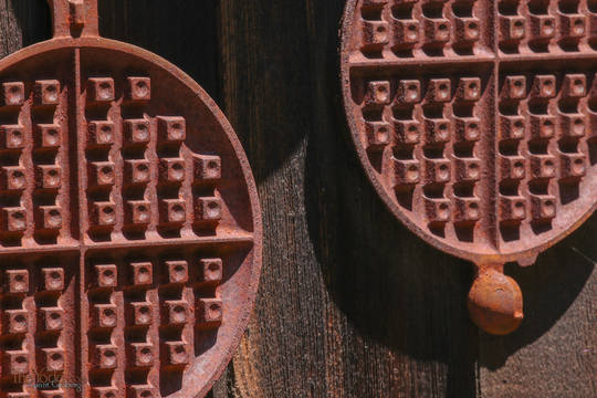 Old-Waffle-Irons